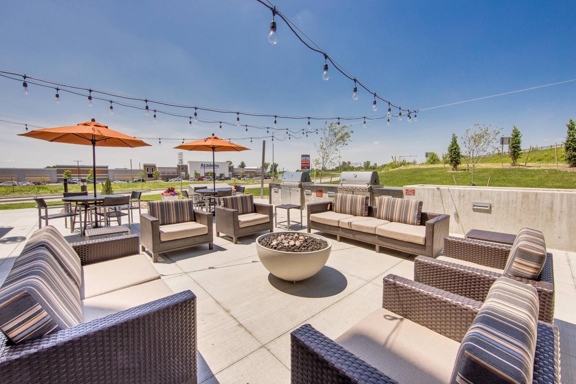 Towneplace Suites By Marriott Kansas City ליברטי מראה חיצוני תמונה